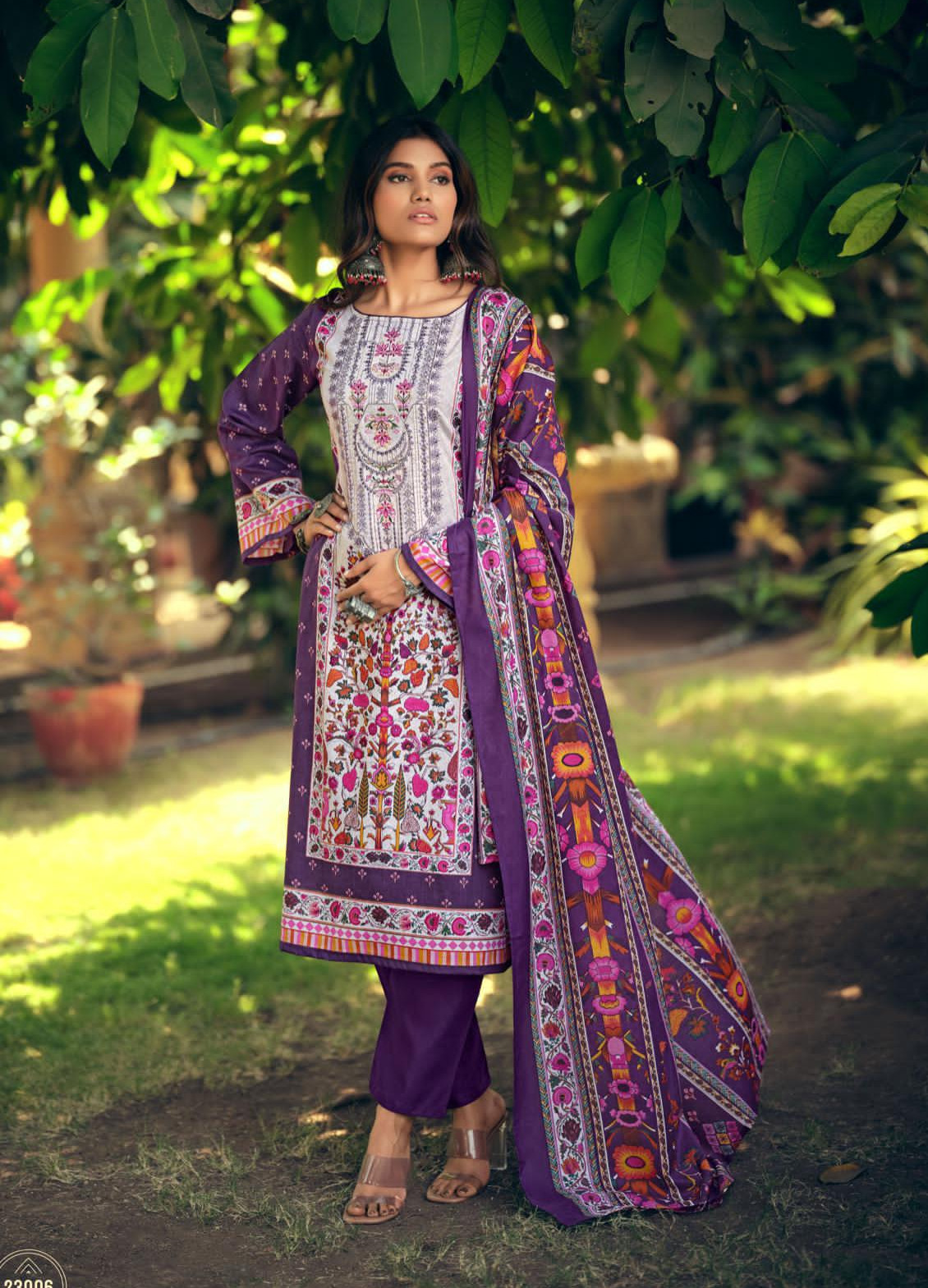 Gul ahmed Original lawn Pakistani Suits wholesale